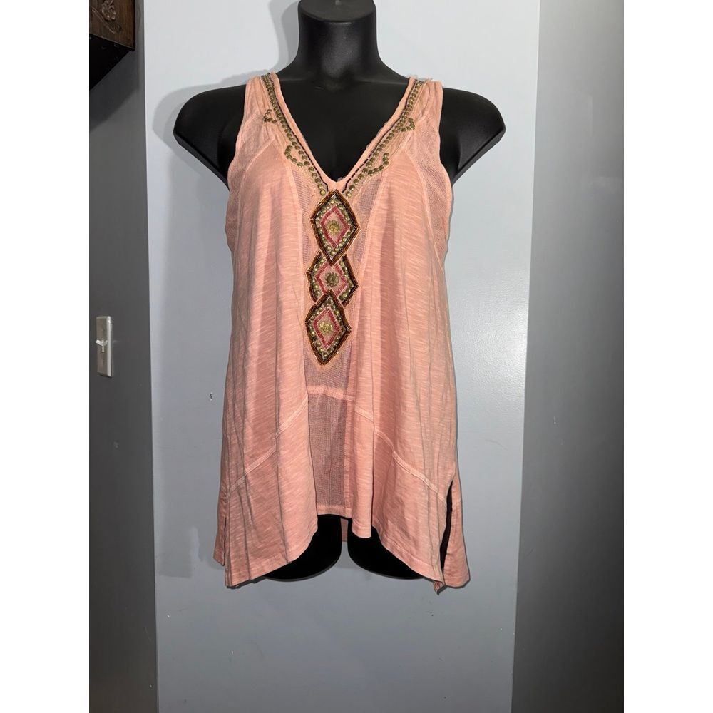 Free People Focus on Center beaded and stud embellishments tank oversized‎ Small